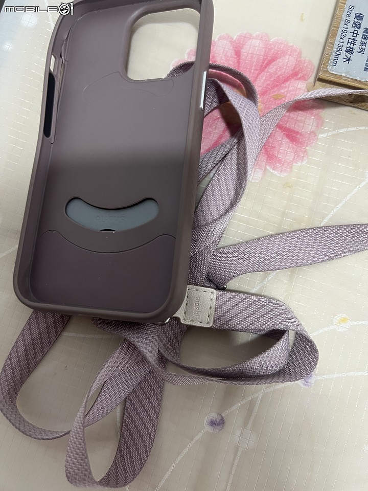 moshi手機殼Altra 造成iphone13pro 災情