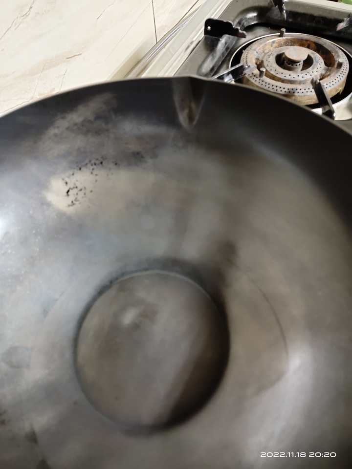 窒化鐵鍋黑點及色差