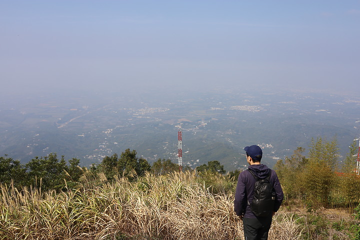 【嘉義抹茶山】 雲嘉五連峰,漫步晨陽雲霧!大尖山、二尖山、馬鞍山、梨子腳山、太平山!茶園山嵐美景小百岳