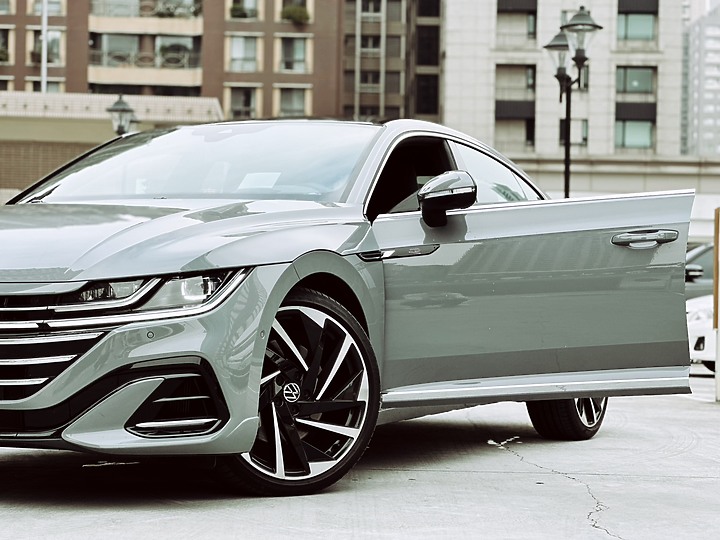 [開箱] 直上是對的 The Arteon Fastback 430