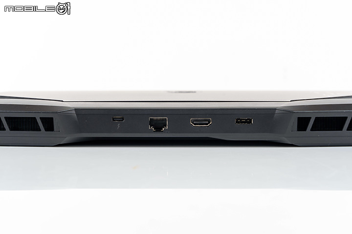 MSI Raider GE67 HX 測試報告｜240Hz OLED 螢幕打造頂級視覺體驗！