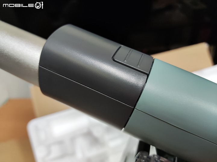 【 體驗分享 】Panasonic MC-A13G 羽量級無線吸塵器，極致輕巧天天打掃也不累！