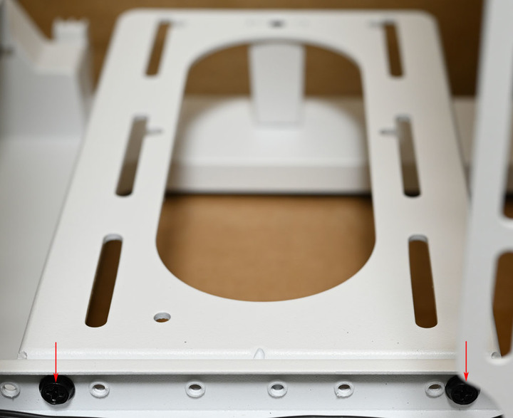 Thermaltake Core P3 TG Pro Snow Edition機殼開箱