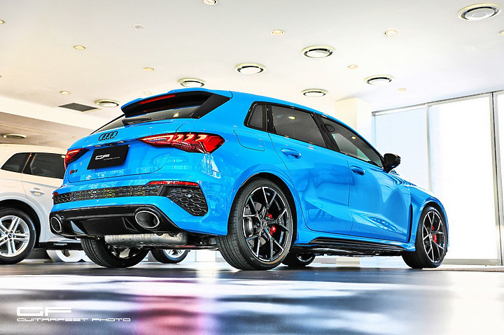 最強五缸鋼砲 - Audi RS3 Sportback 突如其來之展間開箱小記