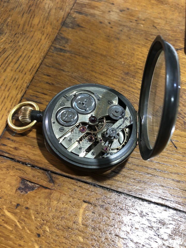 家中的老懷錶