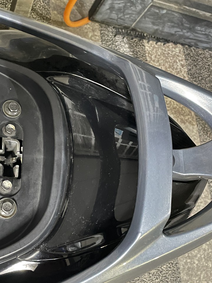 Suzuki NEX 125 更換停車中柱總成