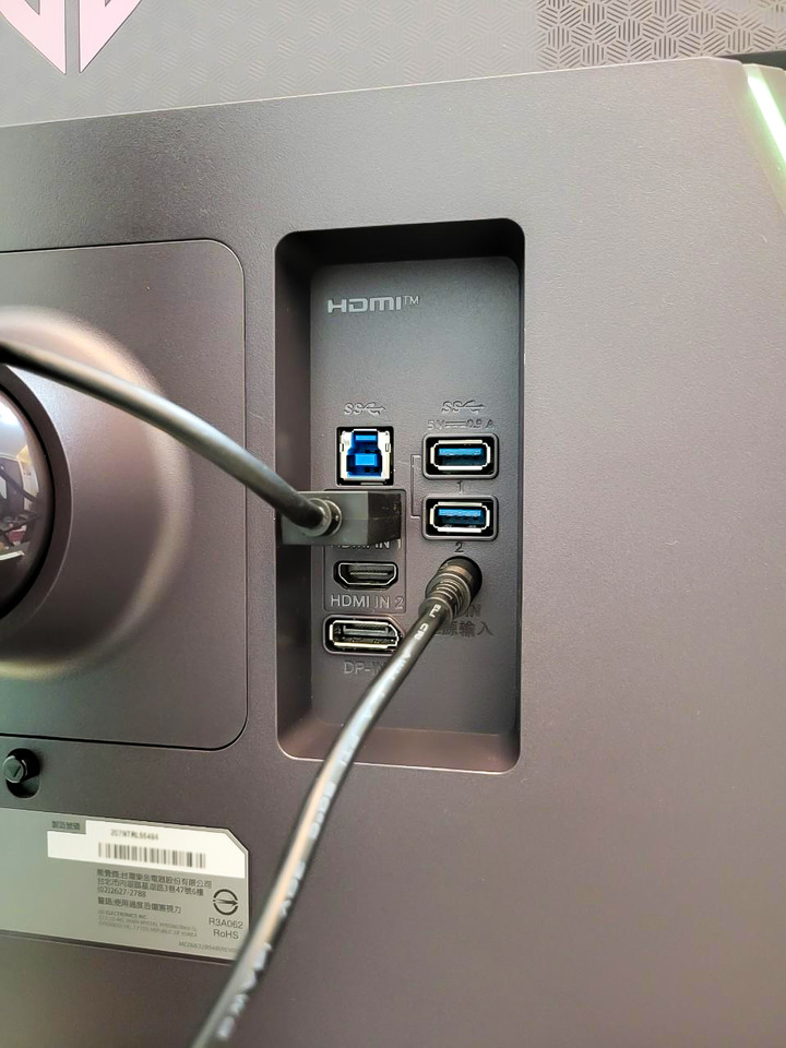 PS5/桌機良伴 LG 32GQ950 4K電競螢幕心得
