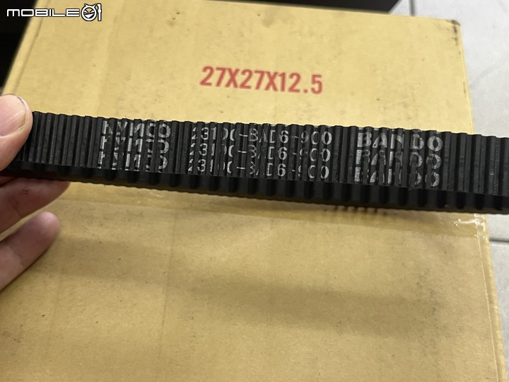新豪邁125引擎細節