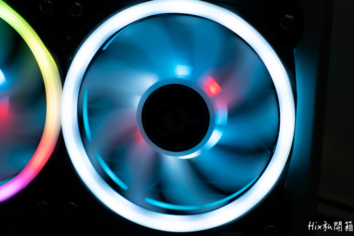 [開箱] 新舊電腦皆可RGB TT曜越 SWAFAN120 三入組