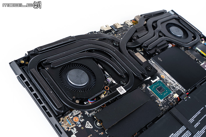 MSI Raider GE67 HX 測試報告｜240Hz OLED 螢幕打造頂級視覺體驗！