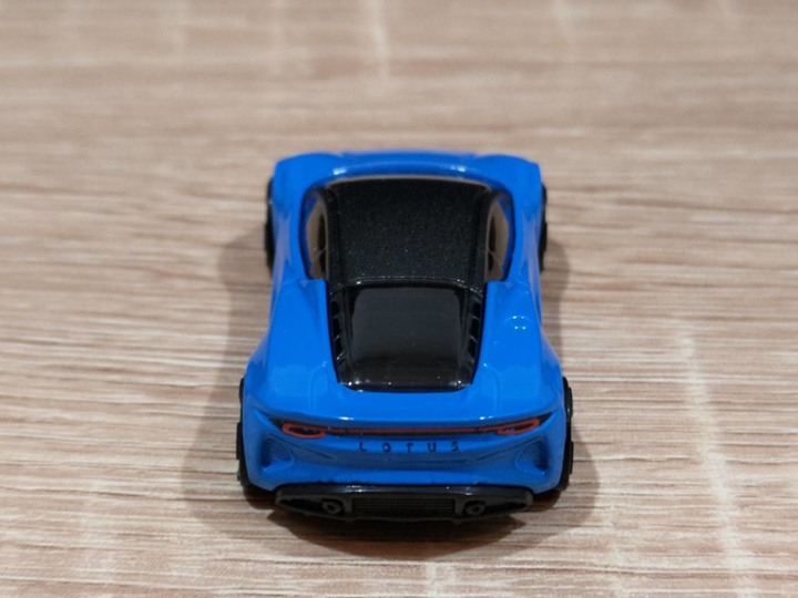 Lotus Emira 蓮花末代油車終於到港!第一手開箱目睹!
