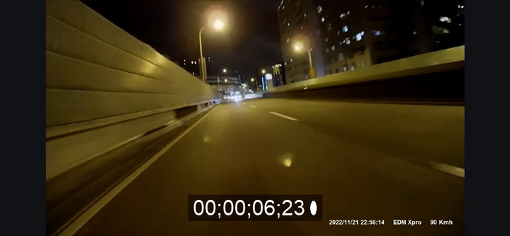 台64超速追撞那個到底騎多快，算給你看