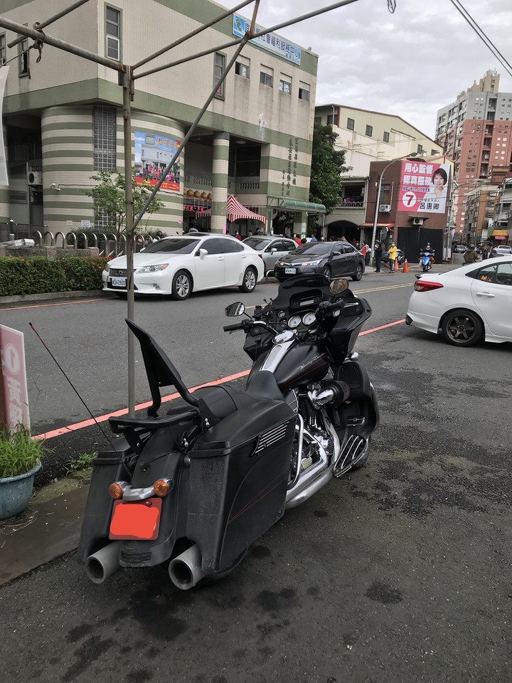 哈雷鯊魚頭一夜環島 千里返鄉投票