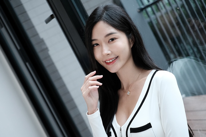 Sigma 18-50mm f/2.8 DC DN Contemporary 評測報告|285g 的平價鏡皇 feat. X-E4