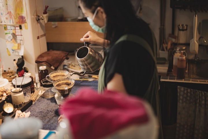 花蓮懷舊咖啡屋【安安咖啡】享受職人烘焙豆品、手作小點