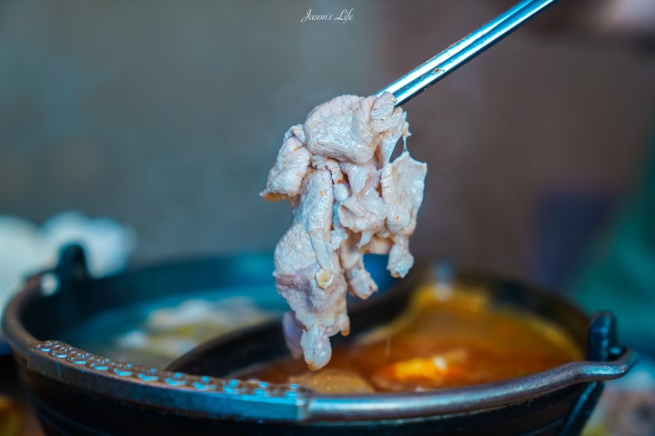 【彰化市│美食】燒瓶子。大肆の鍋(彰化店)。個人鴛鴦鍋,多種冰淇淋免費供應,宵夜場至凌晨3點