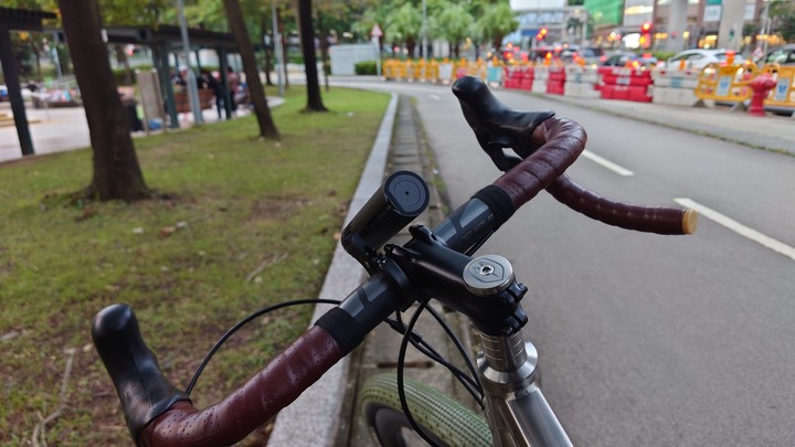 鈦碎石車開箱