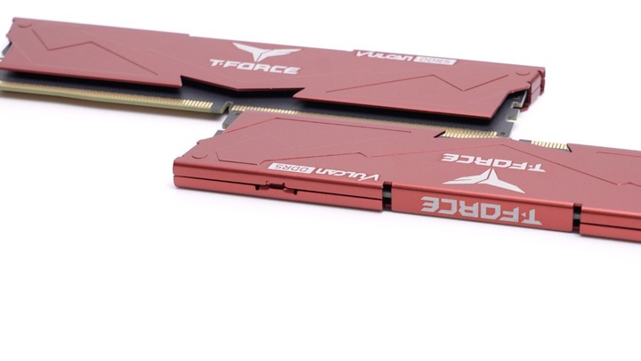 這款產品就是出給不需要 RGB 記憶體的一般使用者！十銓 T-FORCE Vulcan DDR5–5200 16G x2