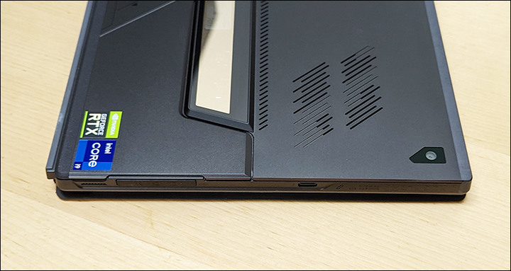 ROG Flow Z13不專業開一下箱