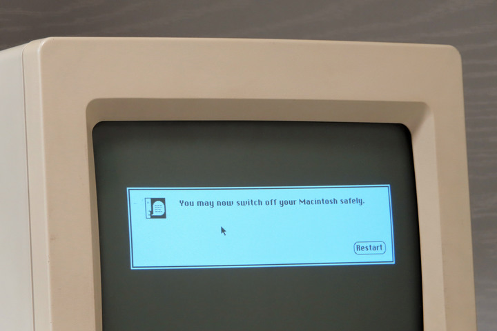 點我看大圖 【攝影分享】用肥皂水把Macintosh Classic救回來了