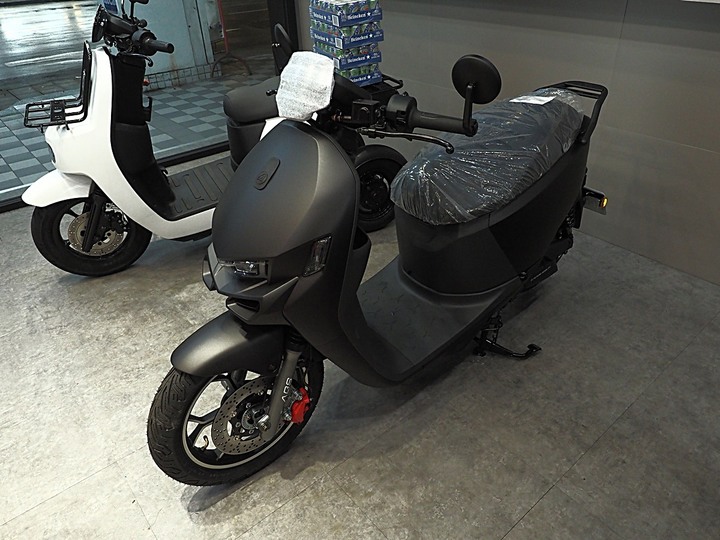 Aeonmotor Ai-1 Ultra Belt — 新世代運動跑格智慧電車初體驗,外帶新鮮的三輪電車 Ai-2,還有輕鬆方便好上手的 Ai-3 more