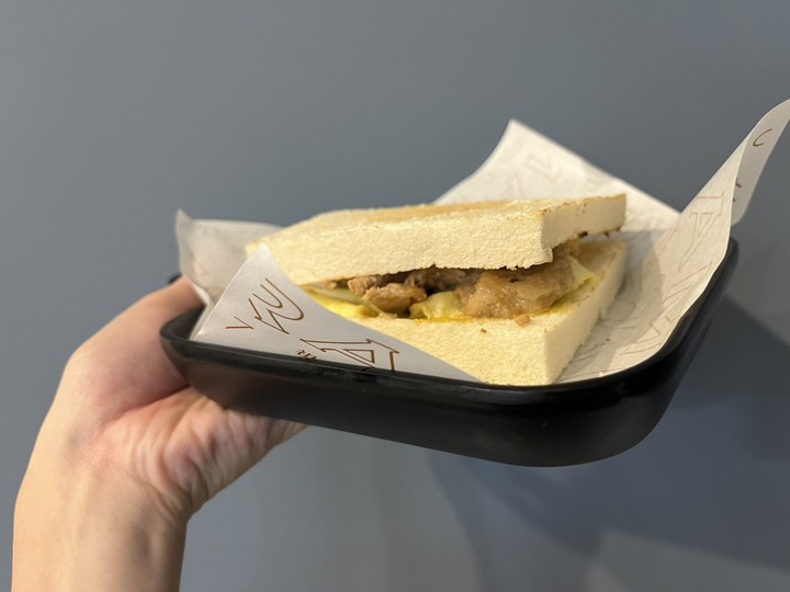 [食記] 阿婆號古早味早午餐 菠蘿肉蛋一吃就上癮