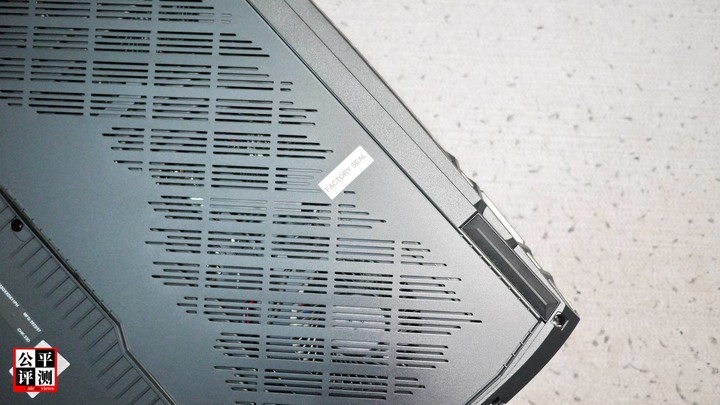 微星行動工作站CreatorPro X17評測上篇：重溫舊夢