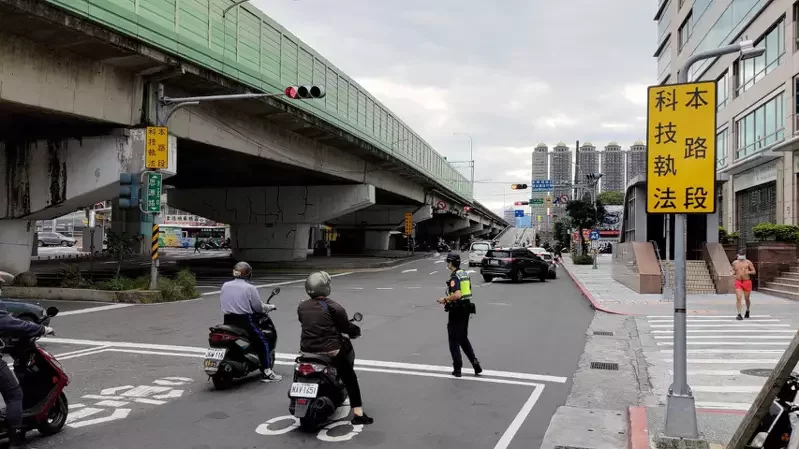 路過新莊看緊荷包 中正路4大路口科技執法12月1日上路