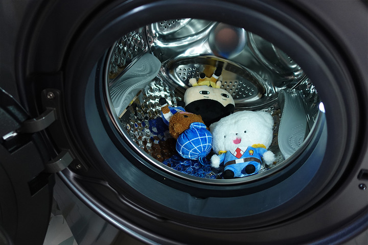 開箱|TOSHIBA東芝12KG洗脫烘變頻滾筒洗衣機TWD-BM130GF4TA聯網.超微奈米泡泡