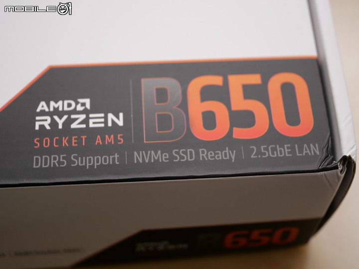 點我看大圖 入門創作系無光害 GIGABYTE B650 AERO G / AMD R7 7700X 開箱