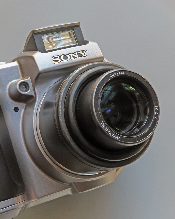 【懷舊分享】光碟式相機 - Sony Mavica CD400