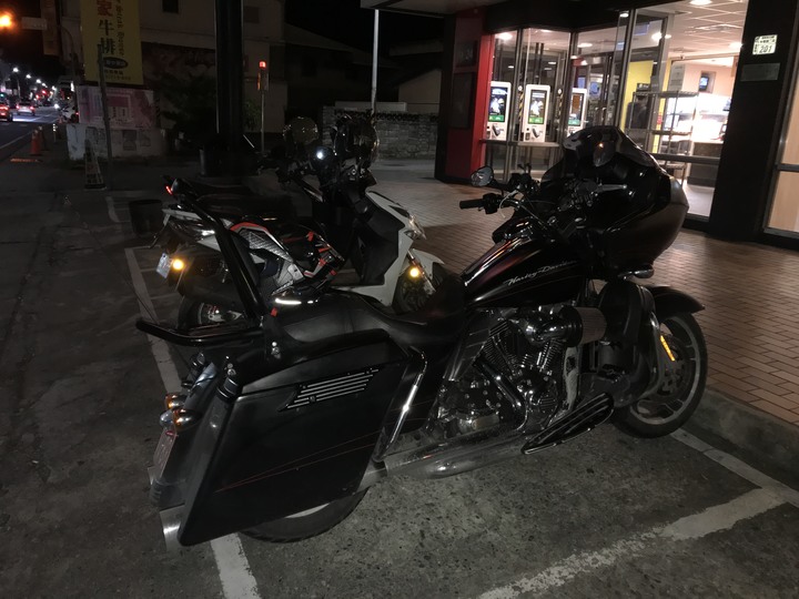 哈雷鯊魚頭一夜環島 千里返鄉投票