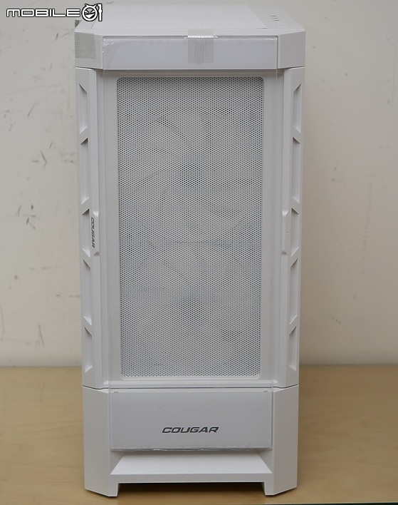 點我看大圖 側抽濾網 COUGAR 美洲獅 Duoface RGB 雙面俠(白) 開箱