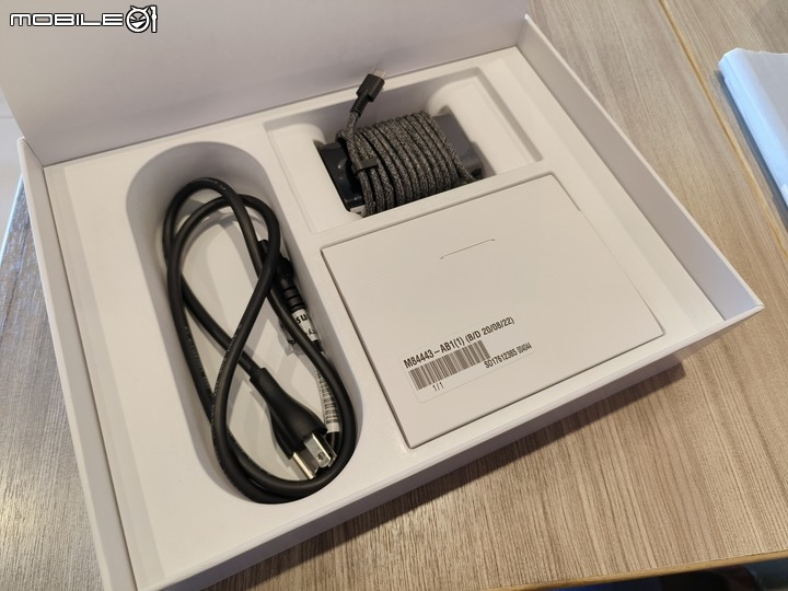 [開箱] 惠普 HP Elite Dragonfly G3 專為頂尖商務族群設計的豪華體驗