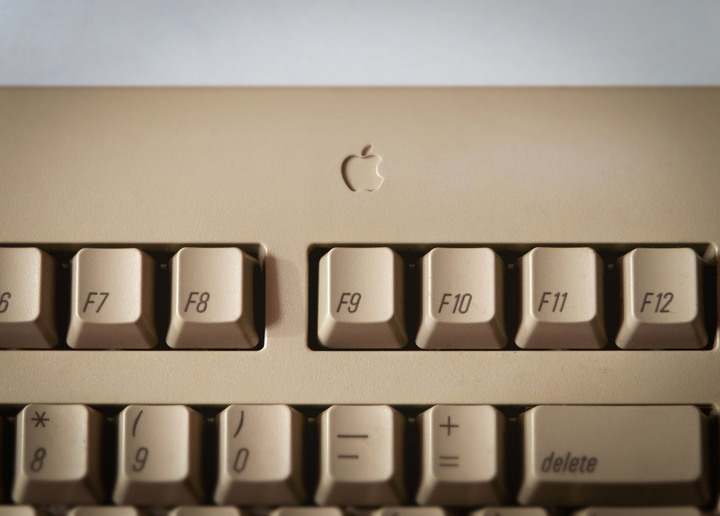點我看大圖 【攝影分享】用肥皂水把Macintosh Classic救回來了
