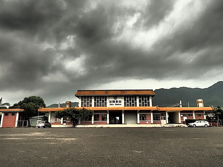屏東境內火車站群 — 「鐵道旅行•幸福美好111」紀念章戳收集紀錄,附掛荒涼無人小站