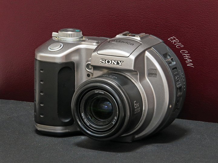 【懷舊分享】光碟式相機 - Sony Mavica CD400