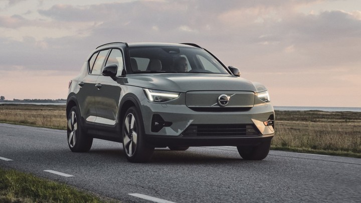 不只有旗艦休旅EX90全新Volvo EX30入門純電休旅確認推出!
