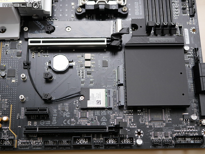 點我看大圖 入門創作系無光害 GIGABYTE B650 AERO G / AMD R7 7700X 開箱