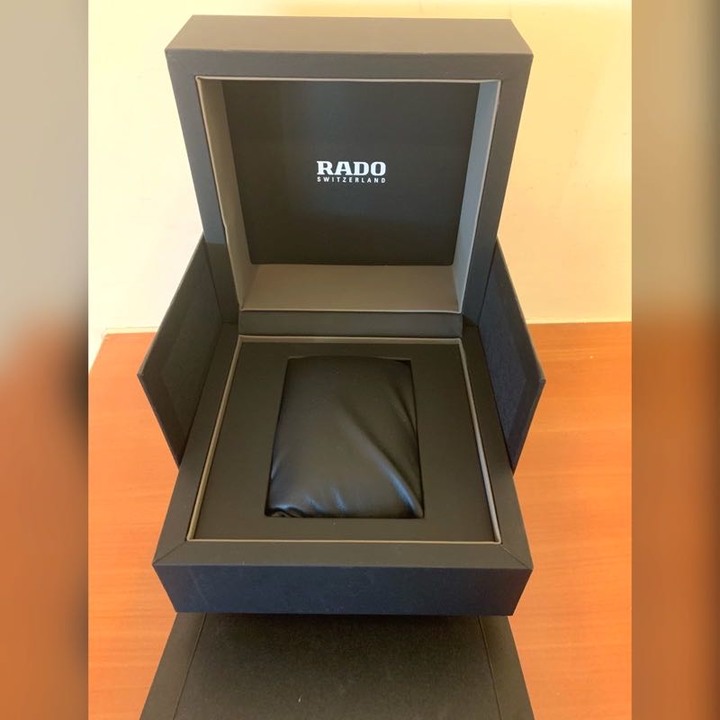 第一次開箱獻給RADO