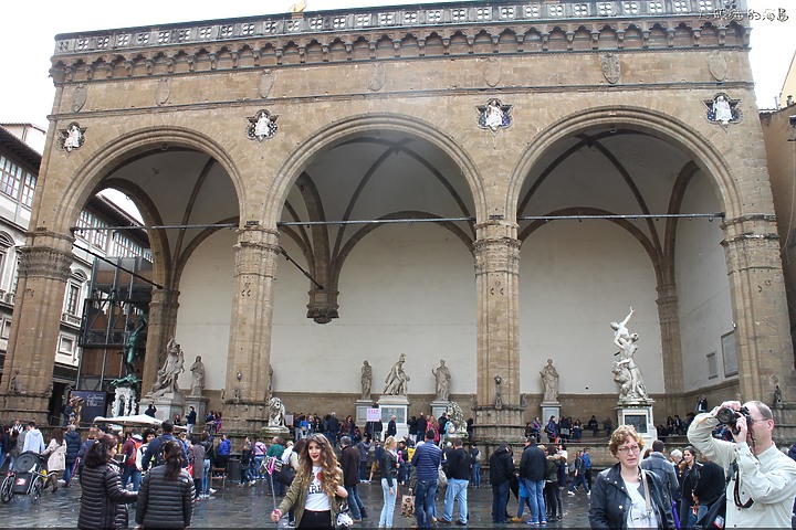 [大頭貓的海島] 佛羅倫斯權貴家族梅迪西的博物館 (Medici Family's Uffizi in Florence)