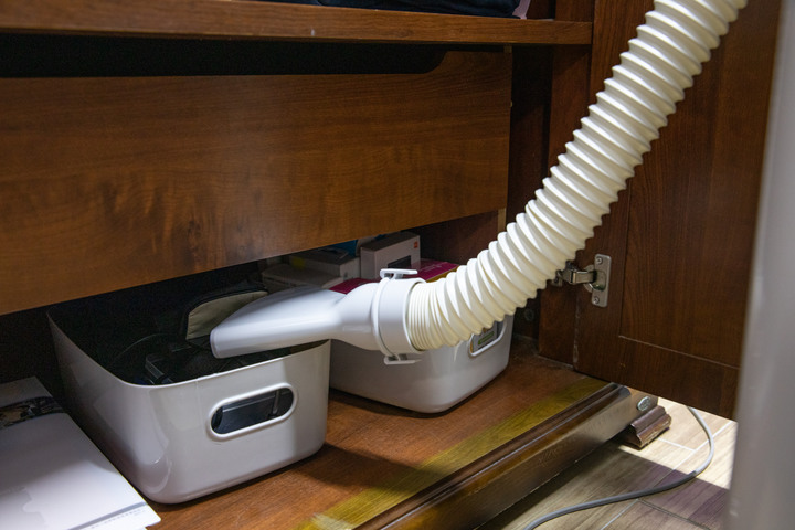 體驗 Panasonic變頻省電雙科技除濕機 F-YV50LX，讓全家人一起美好生活
