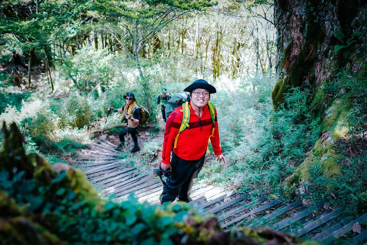 我是海龜,您登山會瘦嗎? 我的2022年團體登山全紀錄。(#芹仁PlayWhat)