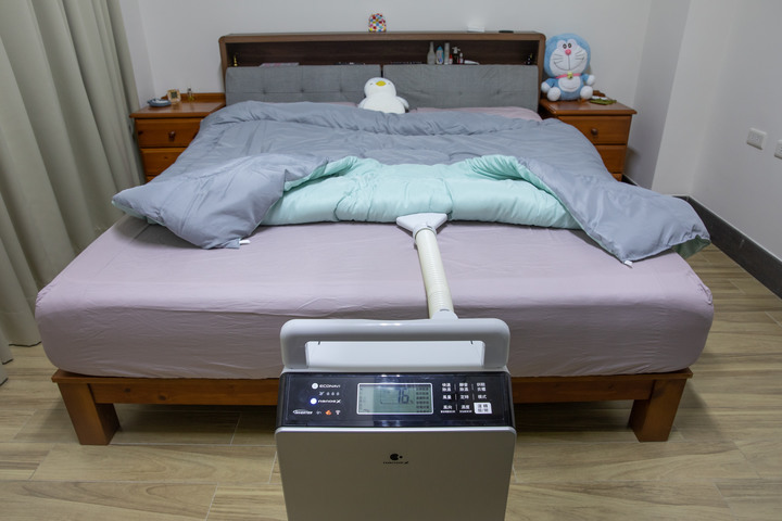體驗 Panasonic變頻省電雙科技除濕機 F-YV50LX，讓全家人一起美好生活