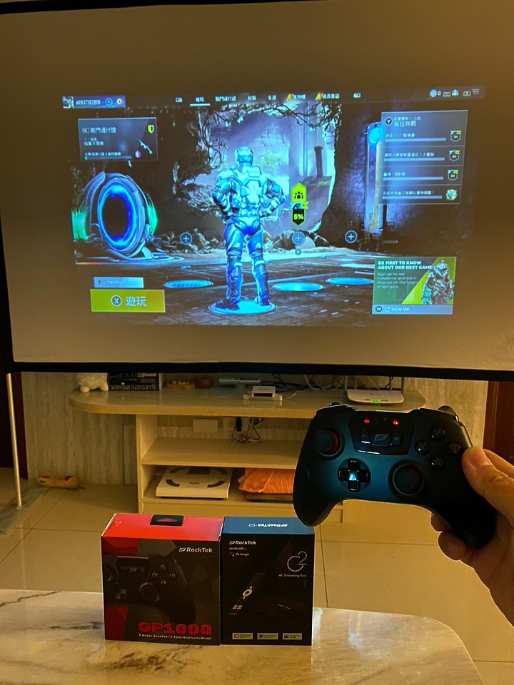 微開箱RockTek G2 | 4K影音串流遊戲機【極速玩家組】