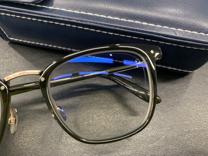 YELLOWS PLUS EDGAR 搭配蔡司清銳MAX+煥視X