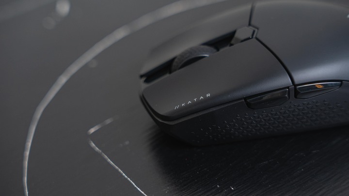 【開箱】拿刀來!海盜短刀CORSAIR KATAR ELITE WIRELESS 開箱