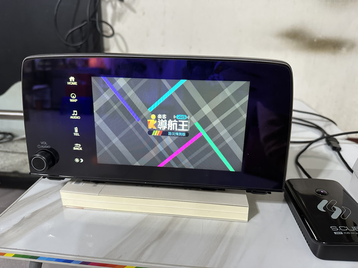 點我看大圖 JHY S.Cube 蘋安機,簡單開箱,獨家內建正版 導航王A6!