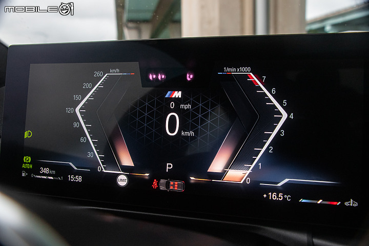 BMW M340i xDrive Touring 小改款試駕｜不同以往的新行頭，一如既往的好身手！