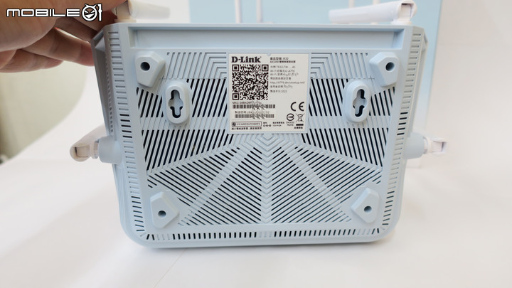 [開箱] CP值高的新選擇 D-Link R32分享器AX3200 Wi-Fi 6 無線路由器